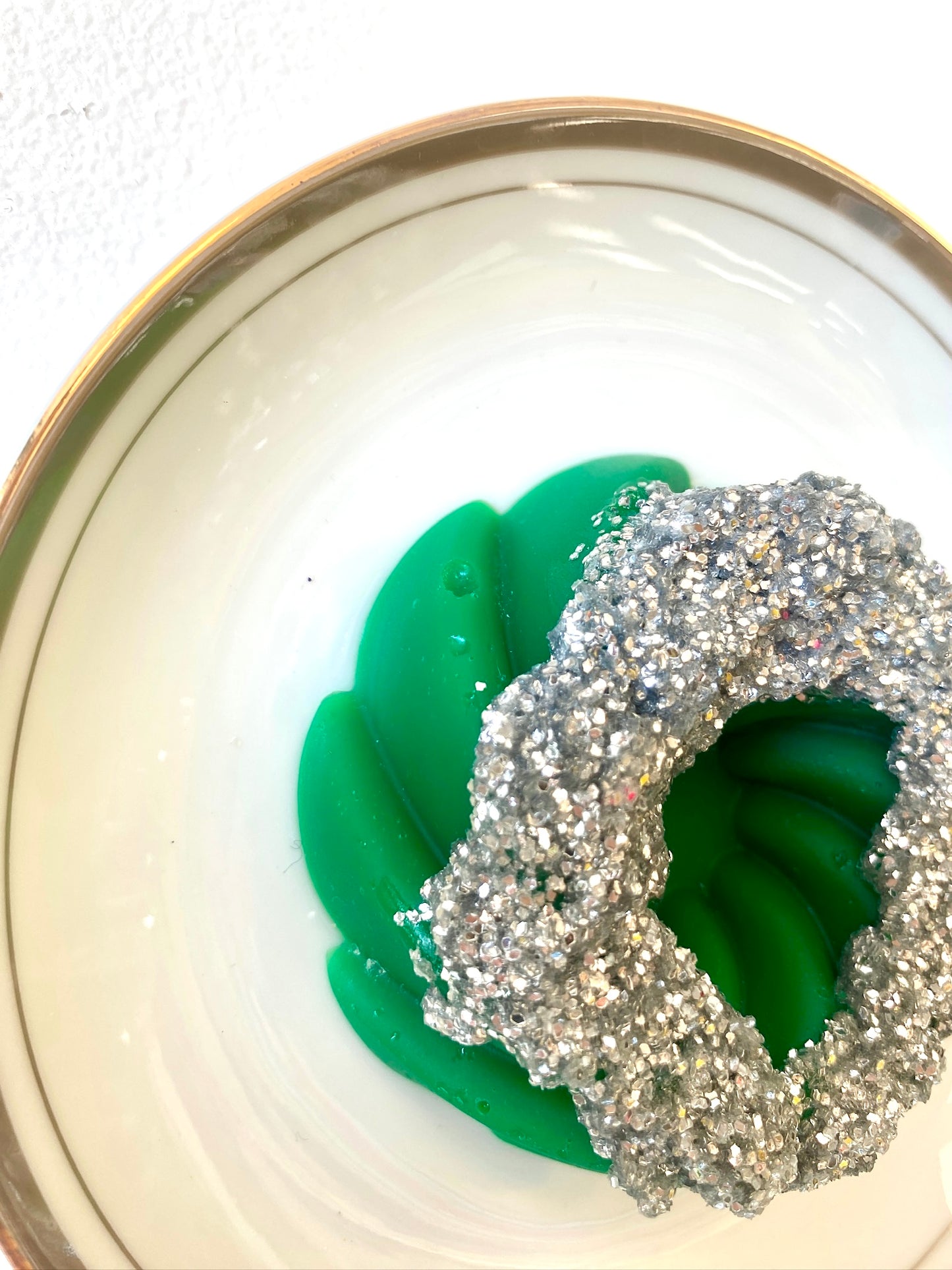 Glitter Bundt