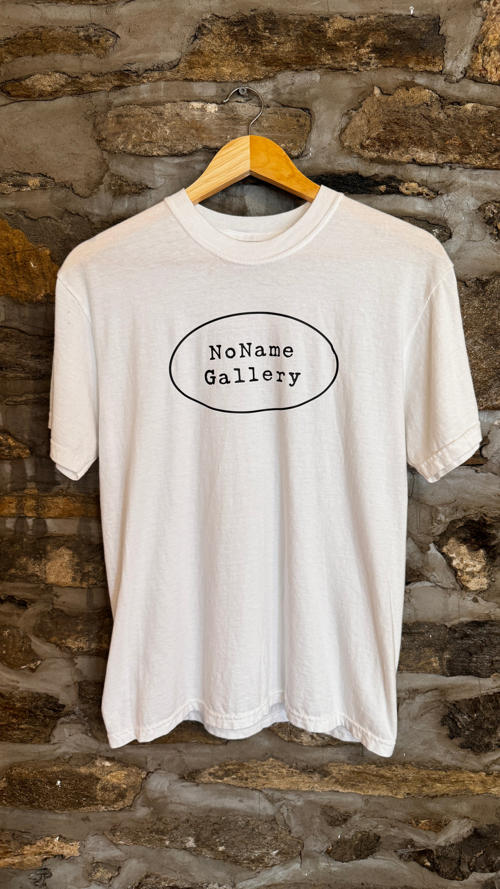 NoName Gallery T-shirt