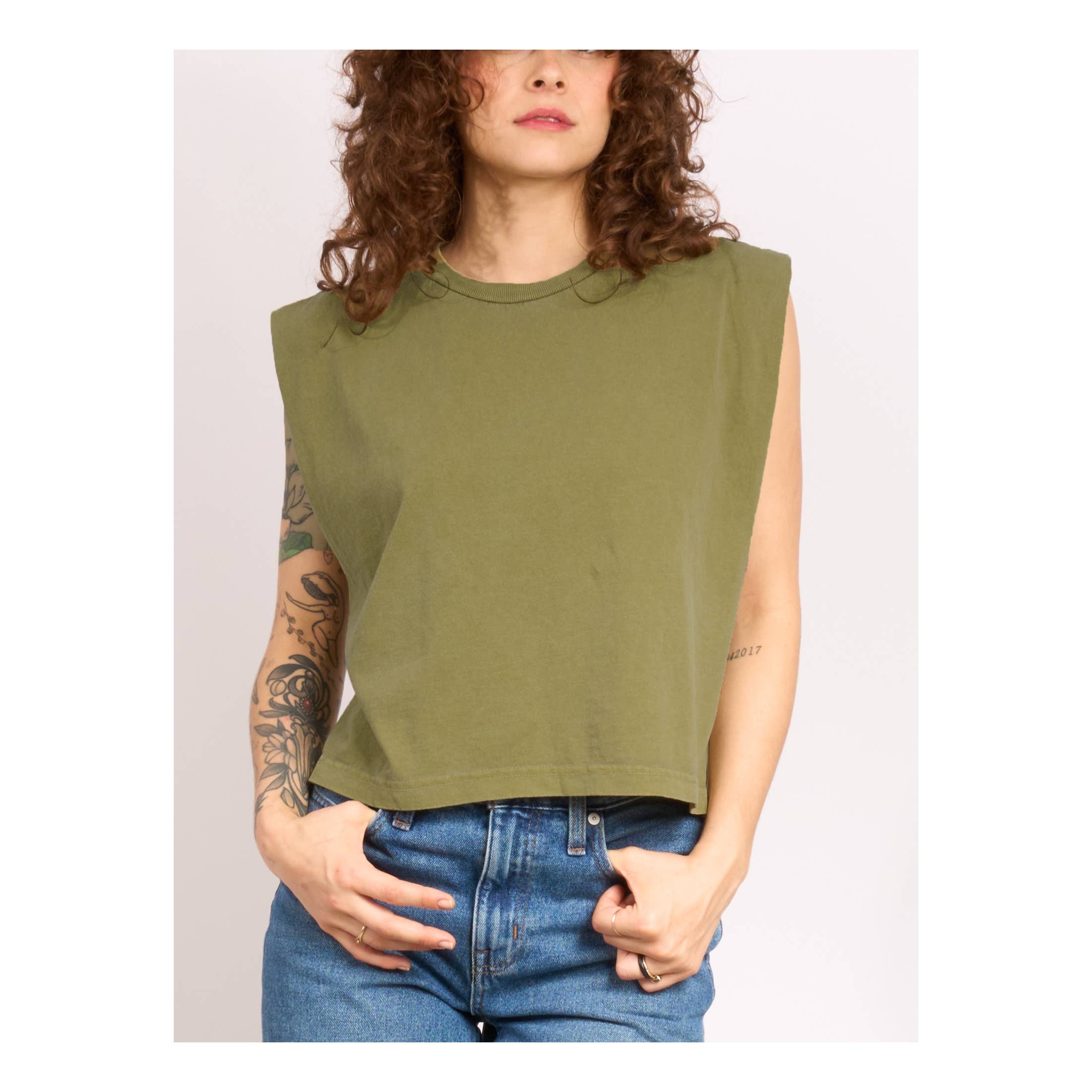 Raccoon Maisie Heavyweight Muscle Tee
